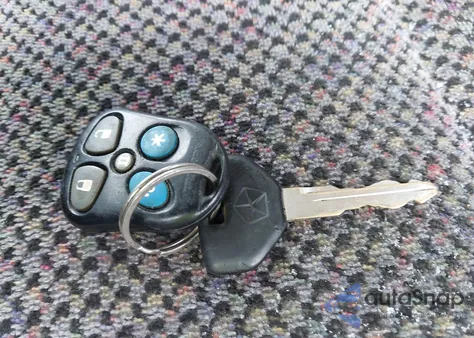 1999 Dodge Ram 1500 St из США, поврежденный, VIN 1B7HF16Y9XS321361